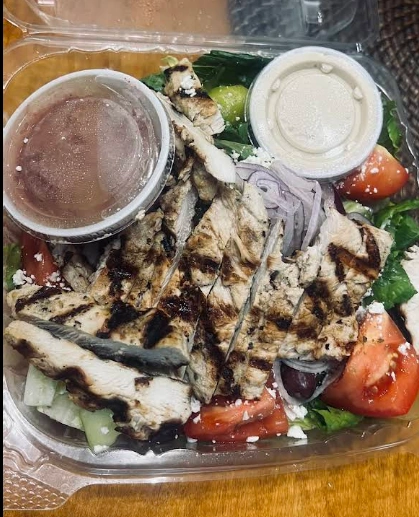 Greek Salad with Chicken
