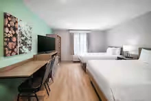 2 Queen Beds, Suite, Non-Smoking