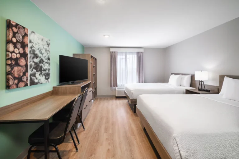 ECHO Suites Extended Stay by Wyndham Dallas Plano/Frisco - 18