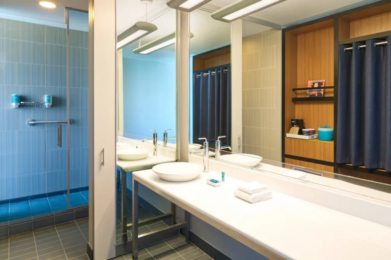 Aloft Frisco - 2
