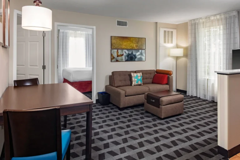 TownePlace Suites by Marriott Dallas Plano/Legacy - 13