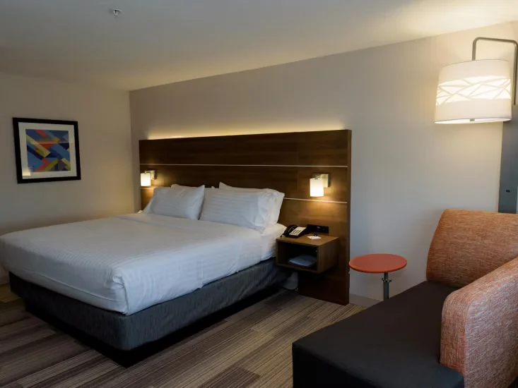 Holiday Inn Express & Suites McKinney – Frisco East by IHG