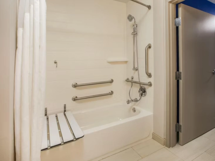 Holiday Inn Express & Suites Frisco North – Prosper by IHG