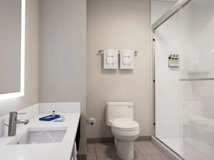 Holiday Inn Express & Suites Frisco North – Prosper by IHG