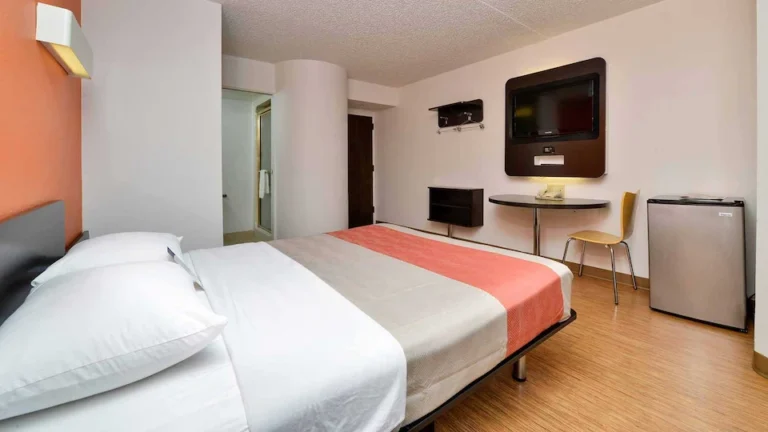 Motel 6 Plano, TX – West – Frisco - 18