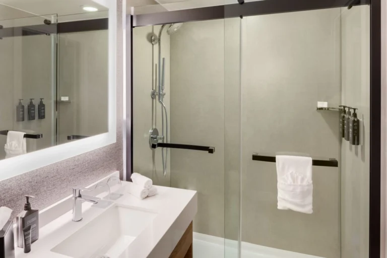 Sheraton Stonebriar Hotel - 13