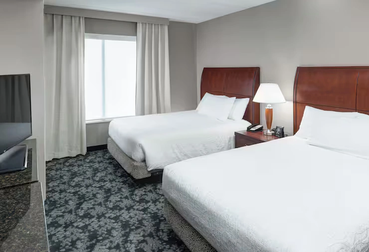 2 Queen Beds 1 Bedroom Suite